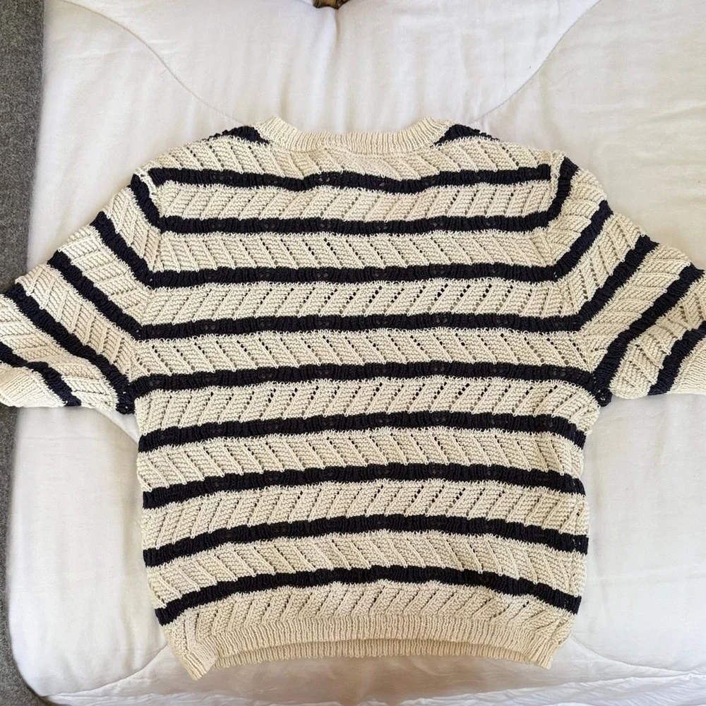 Aerie Cream and Navy Striped shrunken crop  Sweater - Picture 5 of 5